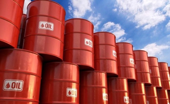 barril-de-petroleo-bordearia-los-53-dolares-en-2018-estima-ey-peru