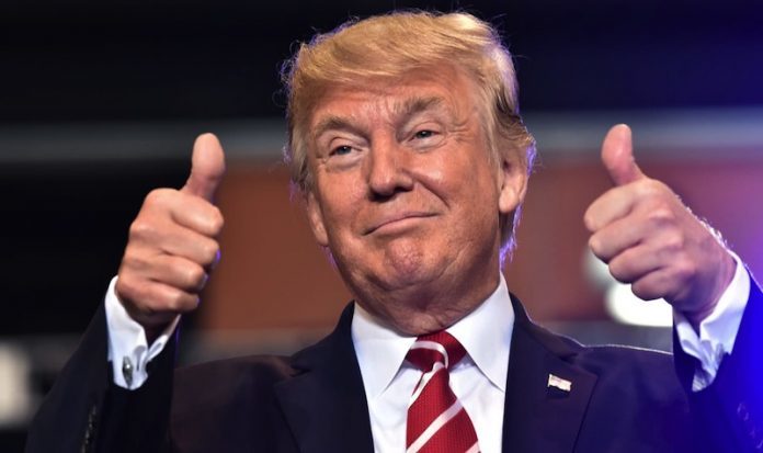 trump-agradece-a-mexico-contencion-de-caravana-de-migrantes-696x413
