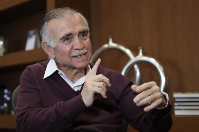 ALFONSO-ROMO-22_30695145