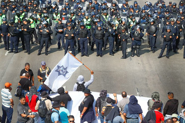 bloqueo-policías