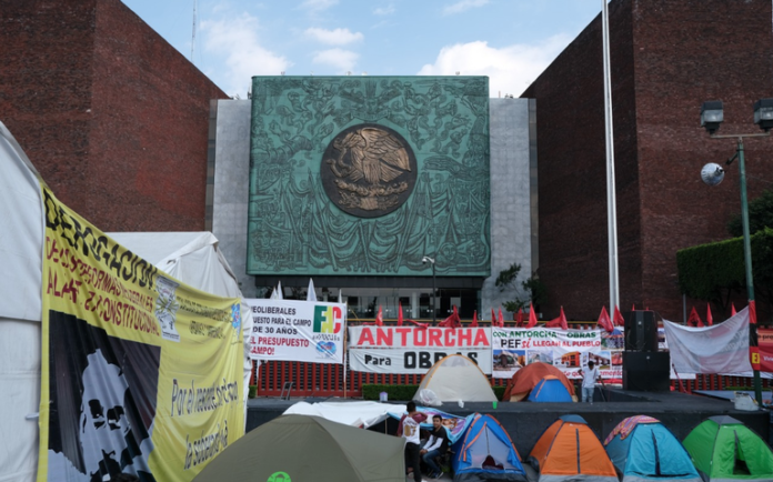Movimiento Antorchista reforzará su plantón en Cámara de Diputados