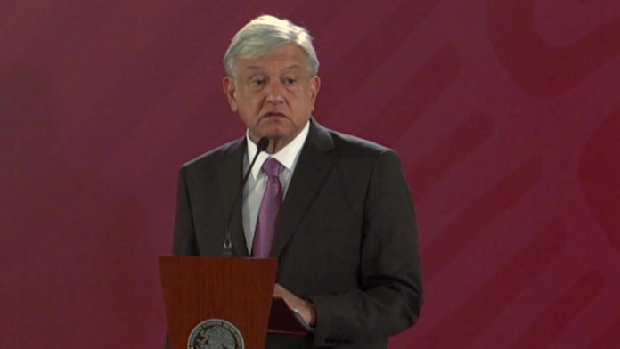 181205001133-fuero-presidente-mexico-amlo-conferencia-matutina-bonos-naim-pkg-krupskaia-alis-00010607-full-169