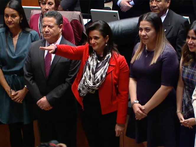 Senado espera nombramiento de nueva titular del SAT