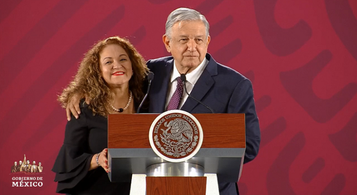 Sanjuana-AMLO
