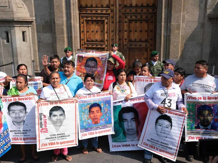 43 de Ayotzinapa 43 de Ayotzinapa
