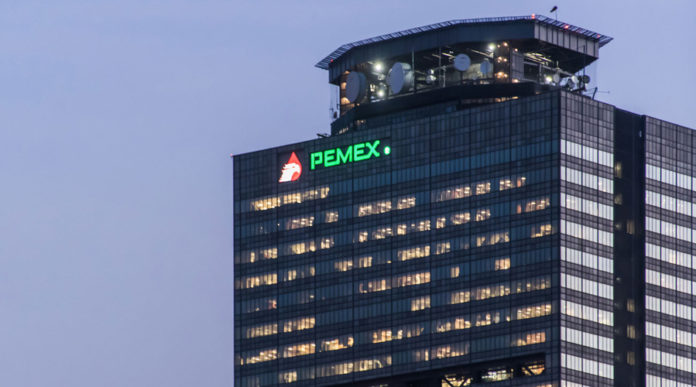 Inhabilitan a funcionario de Pemex por vínculo con la Estafa Maestra