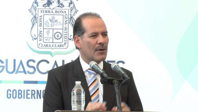 Panistas acuerdan con adherirse al Insabi, lo califican como inoperante