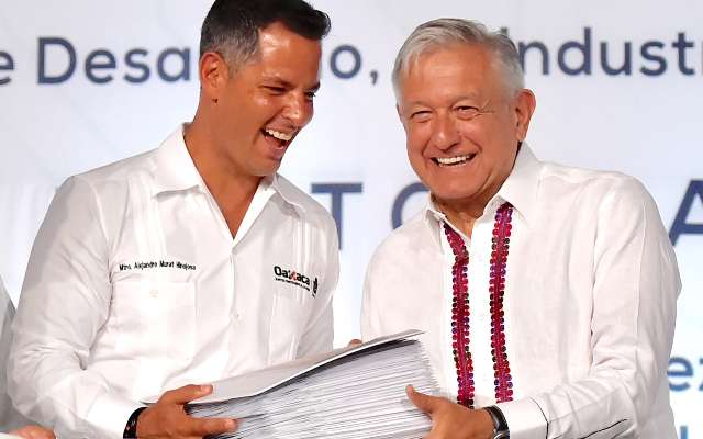 Alejandro-Murat-y-AMLO-640x400