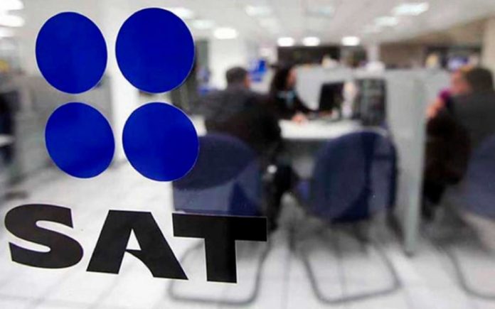 SAT alerta a UIF sobre facturas falsas de contribuyentes