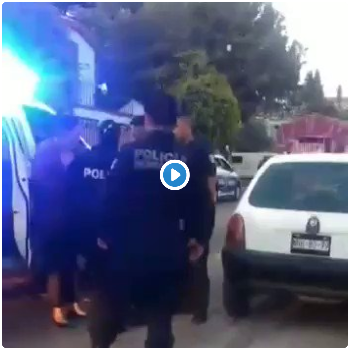 Arrestan a mujer por vender helados en vía pública, padece cáncer