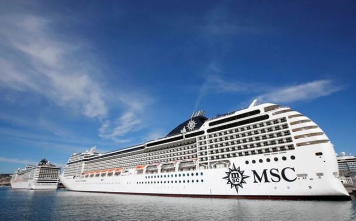 Reportan dos personas con problemas respiratorios en crucero que desembarcó en Cozumel