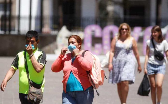 Muere mujer por COVID-19