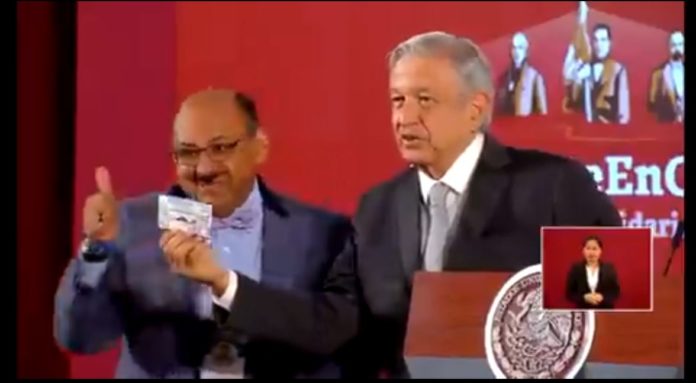 AMLO-Lord Molécula