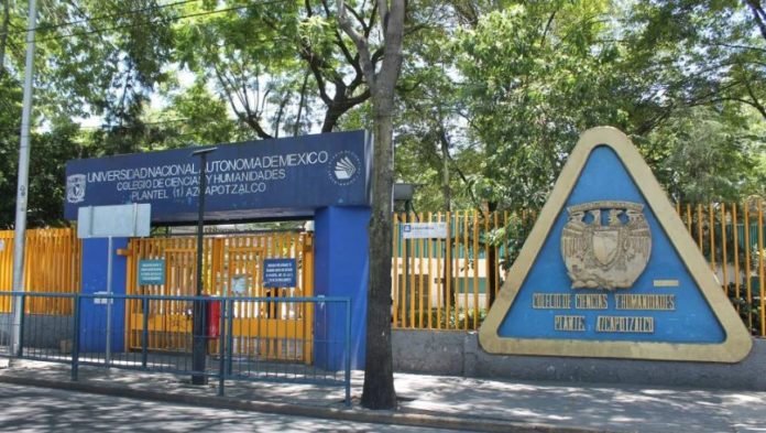 CCH cerrará semestre a distancia CCH cerrará semestre a distancia