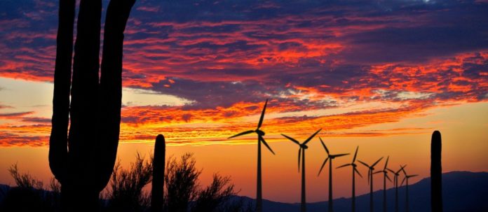HR Ratings advierte que conflicto por energías renovables impactará en crecimiento