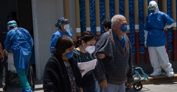 Sheinbaum reporta que capacidad hospitalaria para atender COVID-19 llegó al 60%