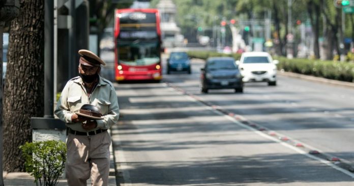 CDMX semáforo rojo