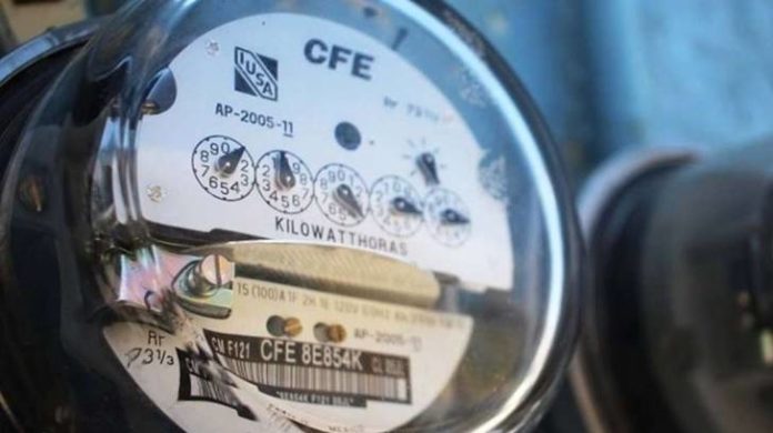 En pleno pico de pandemia, CFE corta servicio de luz a medio millón de mexicanos