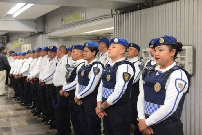 Policías