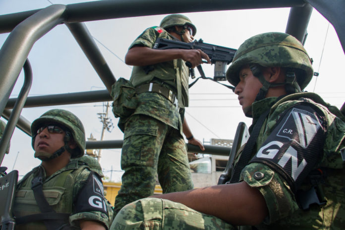 Admiten a trámite amparos contra militarización Admiten a trámite amparos contra militarización