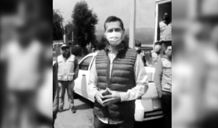 Carlos Ulloa entrega despensas Carlos Ulloa entrega despensas