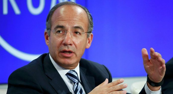 Calderón pide que AMLO no sea juguete de Trump Calderón pide que AMLO no sea juguete de Trump