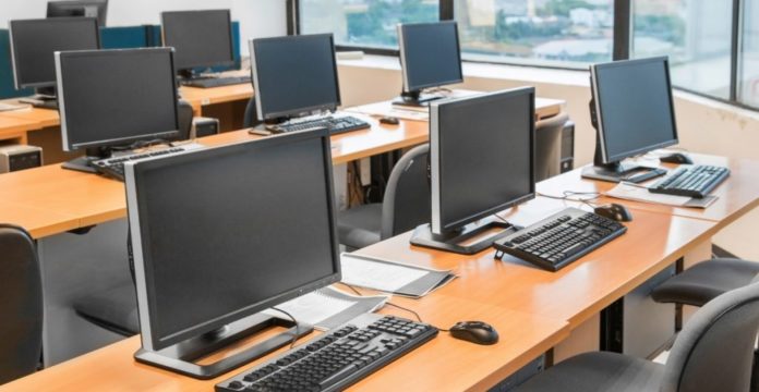 AMLO y las computadoras AMLO y las computadoras