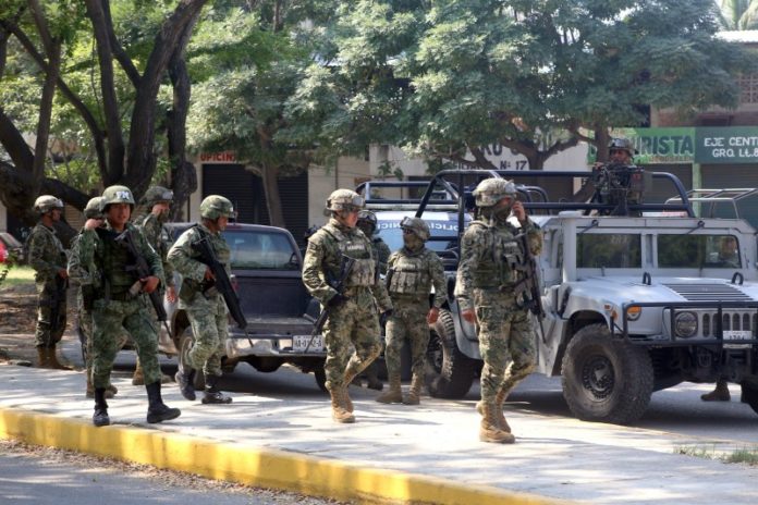 Presidencia defiende su acuerdo de militarización Presidencia defiende su acuerdo de militarización