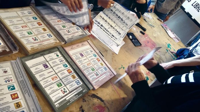 Congresos locales aprovechan pandemia para avalar leyes Congresos locales aprovechan pandemia para avalar leyes