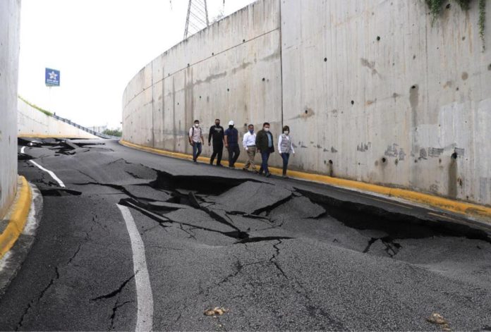 Alcaldes de Monterrey piden ayuda a AMLO Alcaldes de Monterrey piden ayuda a AMLO
