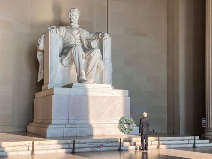 AMLO-Abrahan Lincoln