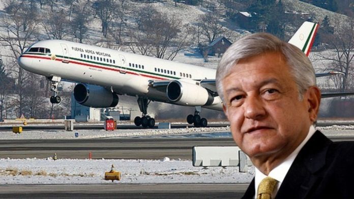 AMLO avión
