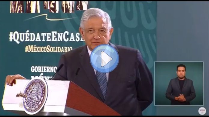 AMLO se lava las manos