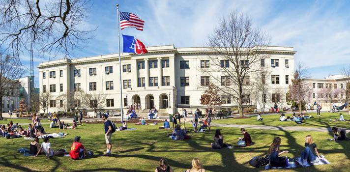 Trump da marcha atrás en su plan de retirar visas estudiantes extranjeros -  La Otra Opinión