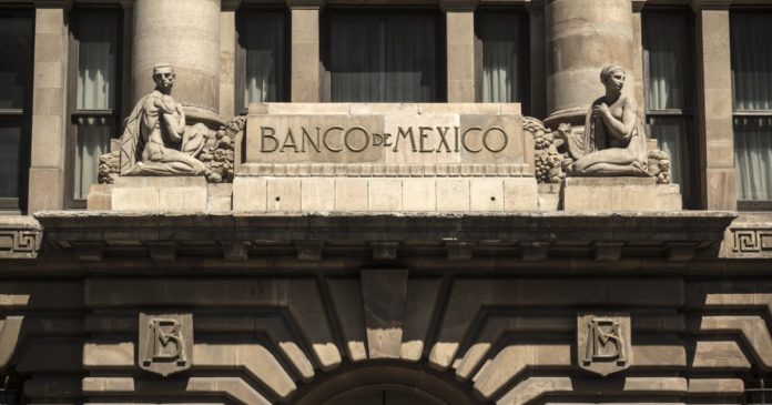 Banxico prevé mayor caída de la economía Banxico prevé mayor caída de la economía