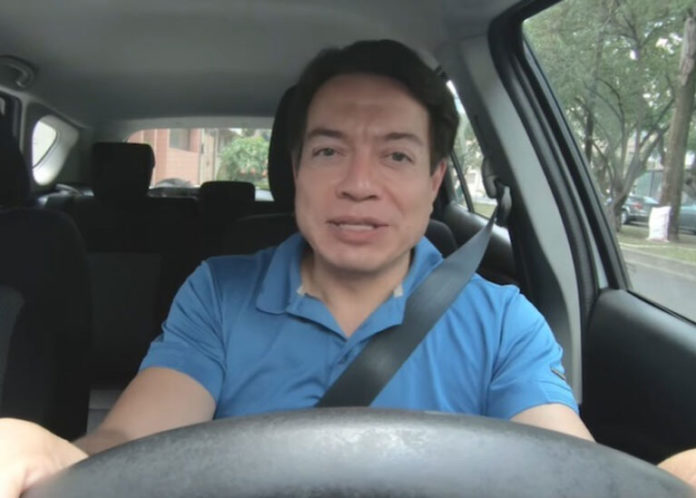 Pasajeros tunden a Mario Delgado quien se hizo pasar como taxista
