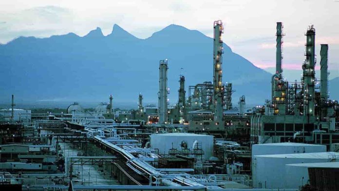 Refinería Cadereyta-Nuevo León