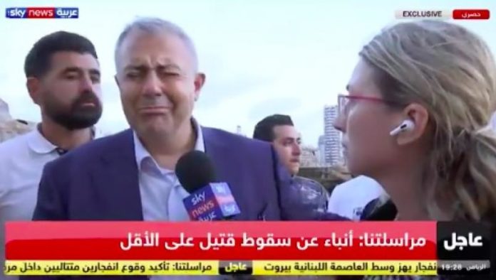 Gobernador de Beirut rompe en llanto en televisión nacional tras el desastre