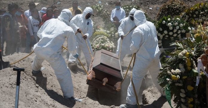 Muertes durante la pendemia en México Muertes durante la pendemia en México