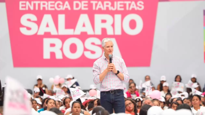 Entregan más de dos mil tarjetas de Salario Rosa en el Edomex