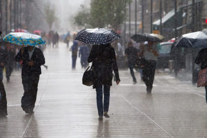 Activan alerta naranja por fuertes lluvias a en la CDMX