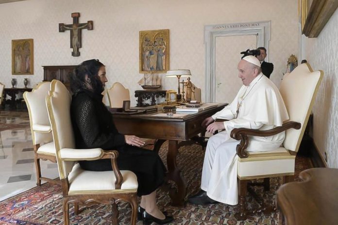 BGM-Papa Francisco