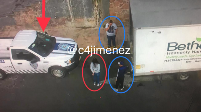 FUNCIONARIA CUAJIMALPA