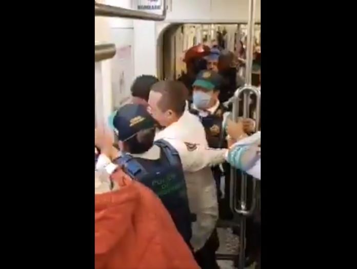 Riña Metro Pino Suárez
