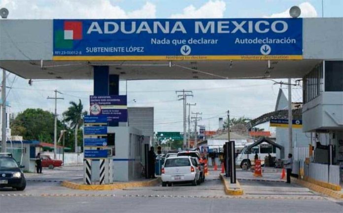 UIF y CAAAREM firman convenio para acabar con malas prácticas en aduanas