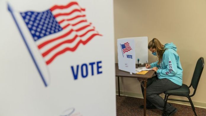 Critica Rusia el sistema electoral de EE.UU. tras la virtual victoria de Joe Biden