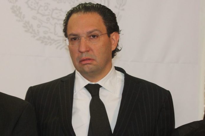 Niegan amparo a Emilio Zebadúa, FGR es libre de ejercer acción penal