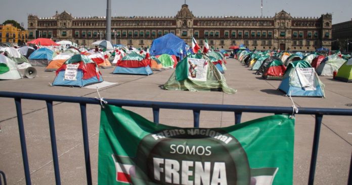 Frena convoca un “paro económico”, pide a mexicanos a no pagar impuestos