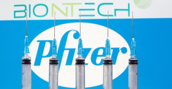 Pfizer y BioNTech solicitan autorización para comercializar su vacuna contra Covid-19