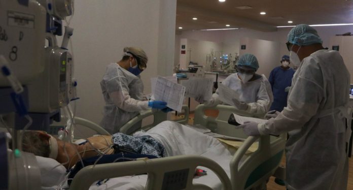 Colapso de hospitales
